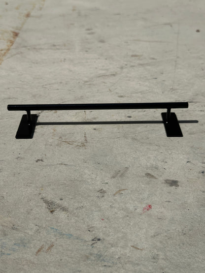Basic solid steel round rail